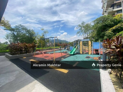 Corner Unit & 2 Parking | Armanee Condominium Damansara Damai, Petaling Jaya