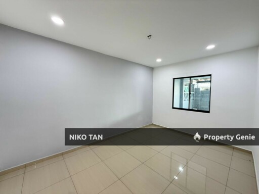 Jalan Pertanian Single Storey Original Unit Taman U For Sale