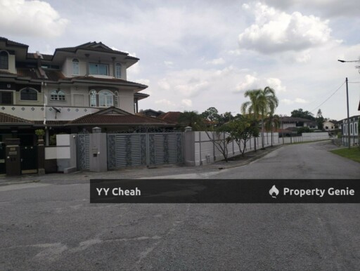 Taman Mansion 2 storey Bungalow 13000 sq ft Freehold Ipoh Town