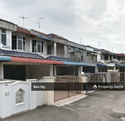 Taman Pulai Utama / 2 Storey Terrace / Unblock / Full Loan