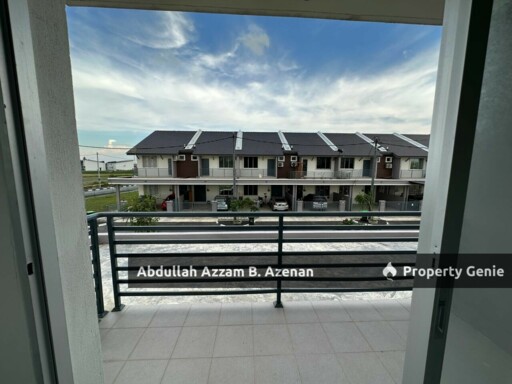 BANGLO 2 TINGKAT TANAH LUAS TAMAN HIJRAH