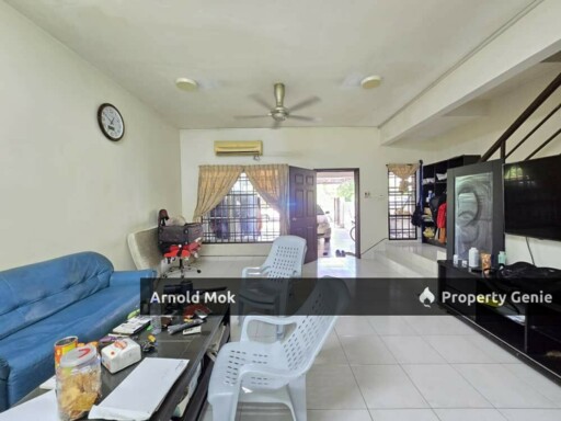 Horizon of Comfort | Double Storey Intermediate at Bukit Indah