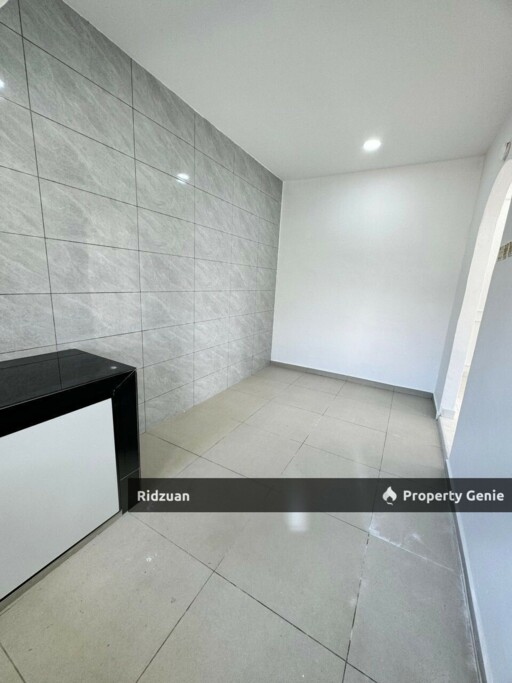 Ria 2 Apartment, Taman Megah Ria