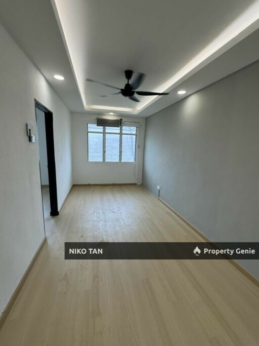 Sri Orkid Flat With Fully Renovated at Taman Ehsan Jaya For Sale