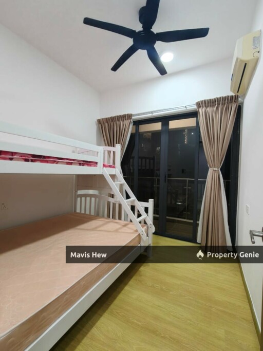 For Rent, Royal Strand @Country Garden Danga Bay, 1 Carpark, Good Condition