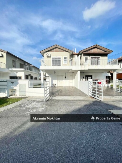 RENOVATED 2 Storey SEMI-D Cluster Taman Desiran Bayu Puchong