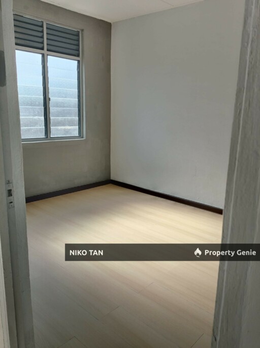 Jalan Semangat 1Sty Bungalow Taman Sri Lambak Kluang For Sale