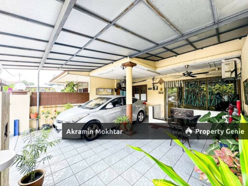 Partially Furnished & Extended | Single Storey Taman Kinrara 1 Puchong