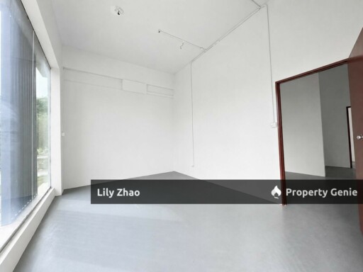 1st Floor Corner Shop Office for Rent, 1,500 Sq ft, Suria Inanam, Kota Kinabalu.