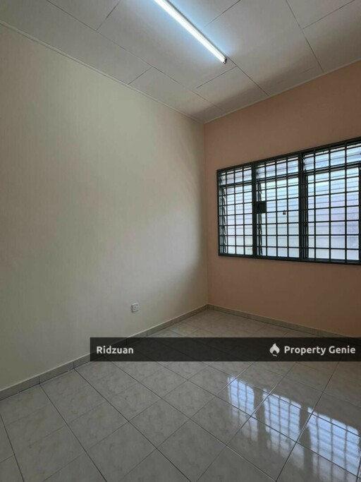 Taman Pasir Putih, Fully Renovate, Double Storey