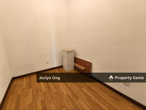 3 Bedrooms Apartment @ Marina Cove Residence for Rent