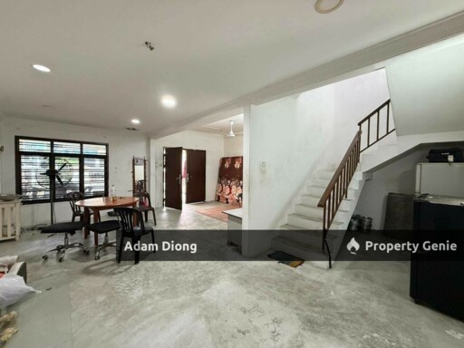 Taman Megah Ria , Jalan Jelatang @ Endlot
