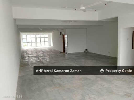 FOR RENT | SHOPLOT OFFICE @ LAKE VALLEY, BANDAR TUN HUSSEIN ONN