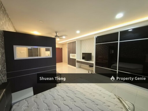 Zennith Suites