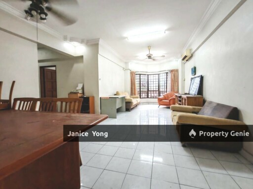 Dwi Mahkota Condominium @ Taman Bukit Aliff Tampoi