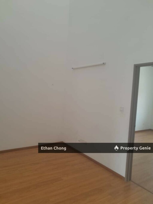 Partially Furnished 2 Storey Terrace House for Rent at Kota Bayuemas, Klang