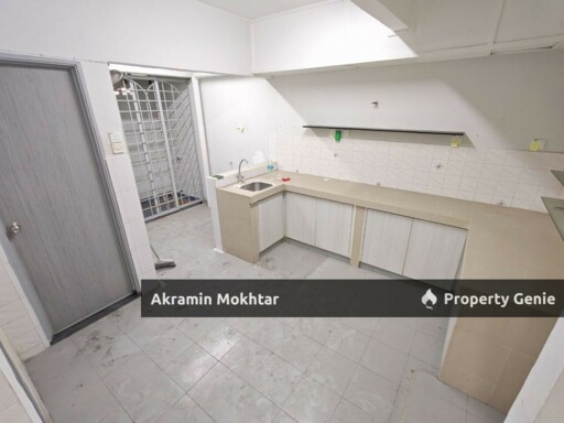 Freehold & Renovated | Double Storey Terrace (Intermediate)  Desa 12, Bandar Country Homes, Rawang, Selangor.