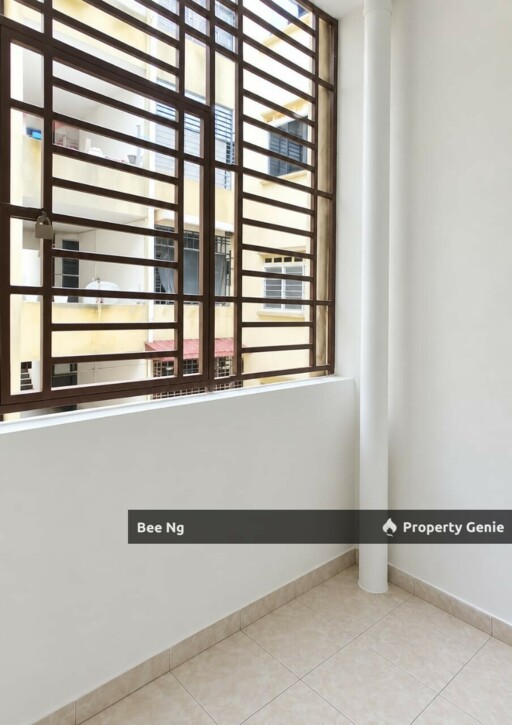 Pulai Utama / Flat / Low Floor / Fully Renovate / Full Loan