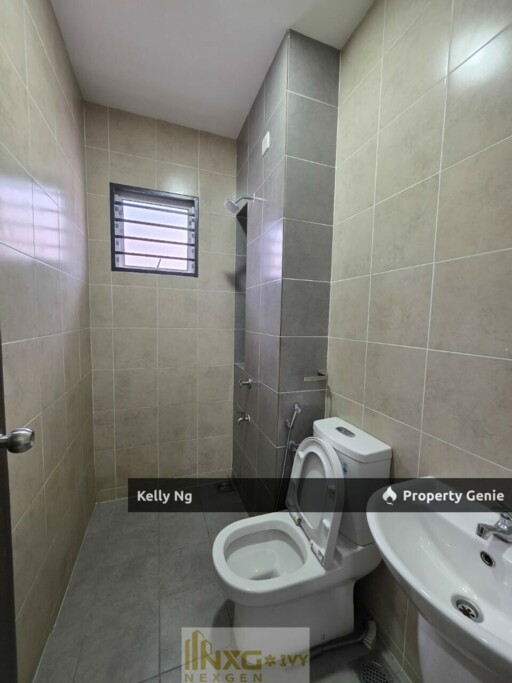 Double Sty House At Kota Bayuemas Klang For Rent