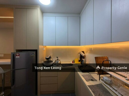 Admiral Residence 3 Bedroom Unit For Rent !!