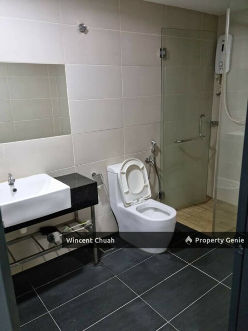E Suite-Designer Suites, Emerald Avenues, Selayang, Batu Cave