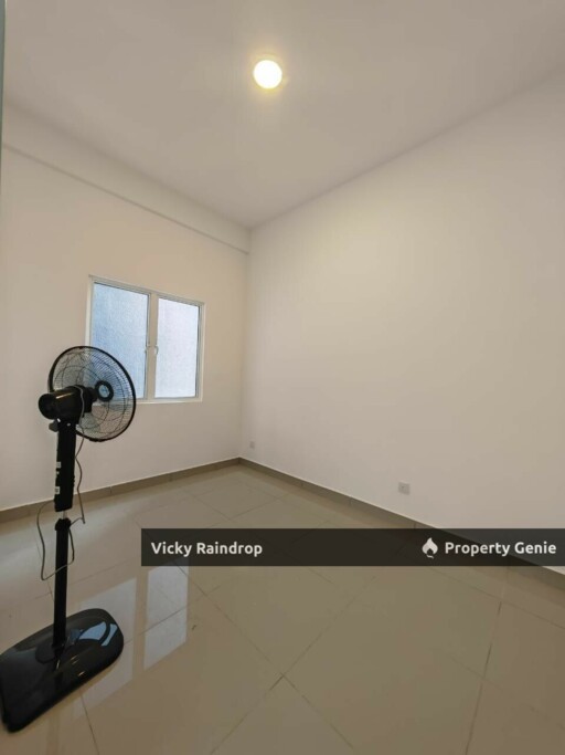 [FOR SALE] AMBER COVE RESIDENCE BELOW VALUE SEAVIEW UNIT