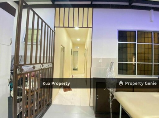 Single Storey Intermediate House at Midway Link, Samarahan