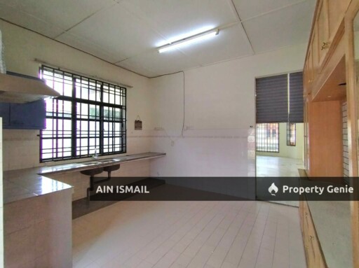 BANGLO TAMAN PERDANA, PERAMU PEKAN, PAHANG