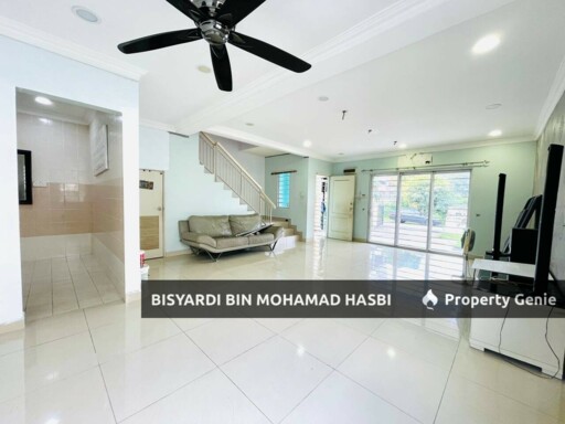 FACING OPEN 2 STOREY END LOT, TAMAN VISTA EMAS, BANGI .