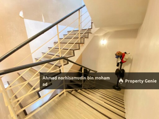 [CORNER LOT] 3 Storey Semi-Detached House, Laman Seri, Seksyen 13 Shah Alam.