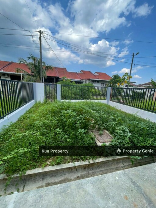 Single Storey Terrace House for Rent Located at Stutong Baru ( easy access from BDC)