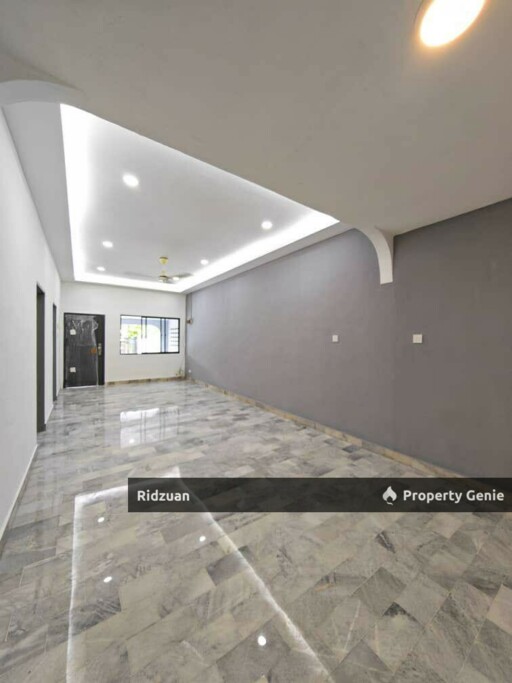 Single Storey Fully Renovated