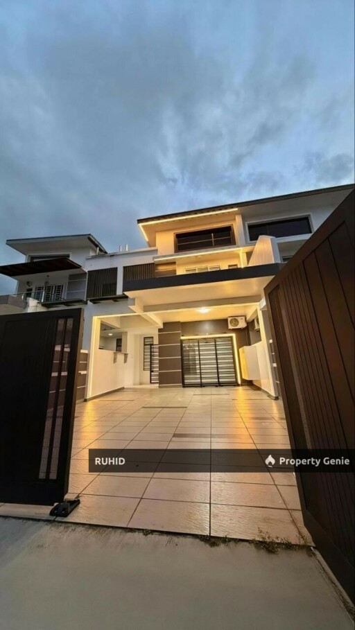 Freehold 2 Storey Terrace House Bestari Indah Lily Ulu Tiram | Fully Renovated | Gated Guarded