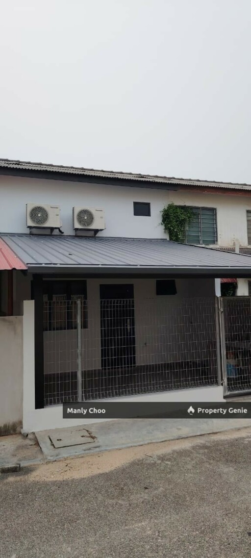 1 ROOM 1.5 Storey Taman Bachang Baru Nr Peringgit Batu Berendam Malim