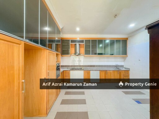 [For Sale] 2.5 Storey Semi-Detached House, Puncak Bangi Seksyen 6 | 6+1R6B | RM1,580,000