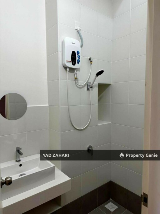 Birchpark, Semenyih | 2-Storey Terrace 4 Bedrooms | RM3000 - Fully Furnished & Spacious Car Porch with 24h Security Guard