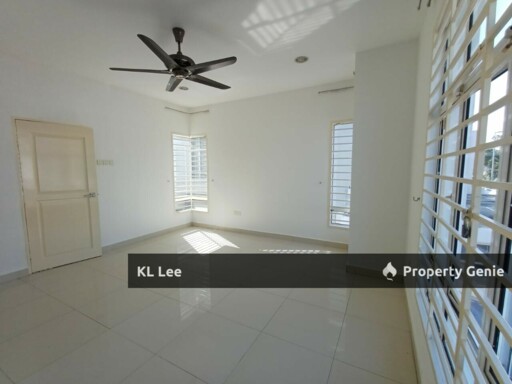 🏡 Spacious Family Home in D’Kayangan Shah Alam | RM1.2M Negotiable