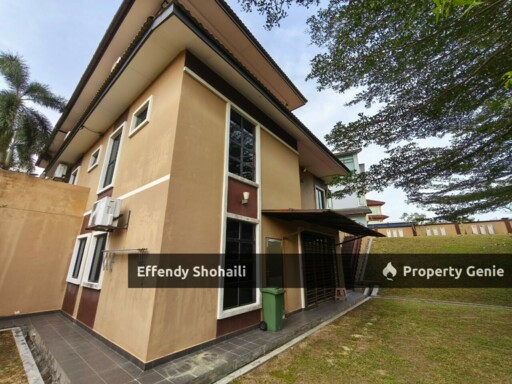 BANDAR SERI PUTRA PUTRA HILLS BUNGALOW