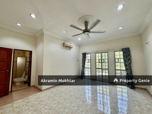 Corner Lot Facing Open Double Storey Semi D  Seksyen 9 Shah Alam