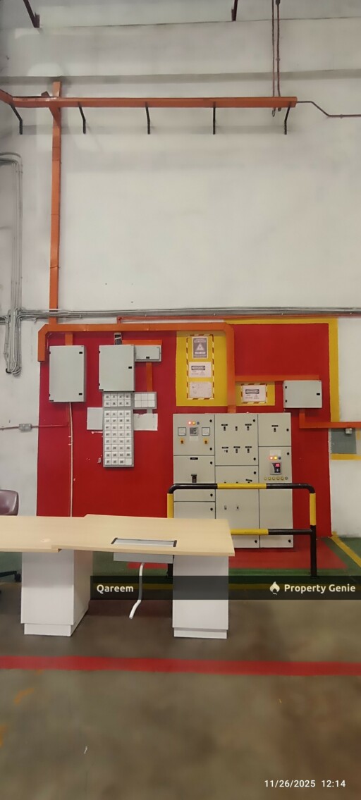 [NO DEPOSIT] 100000sft Warehouse Seksyen 15 Shah Alam. Strategic Location.