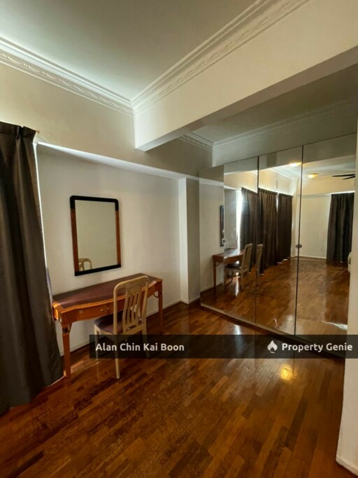 One Jelatek Residence Fully Furnished Condominium  with 2 Car Park Walking Distance to LRT Station