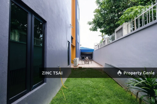 3 Storey Bungalow @ Taman Sri Hijau