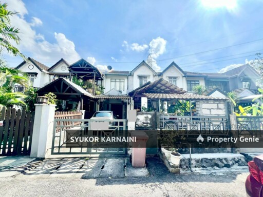 Double Storey Terrace Intermediate , PJS 10 Taman Subang Indah Petaling Jaya