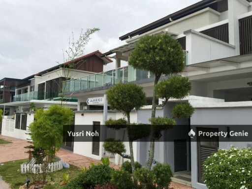 SEMI-D  GATED GUARDED @ QASEH 1, BK 8, BANDAR KINRARA