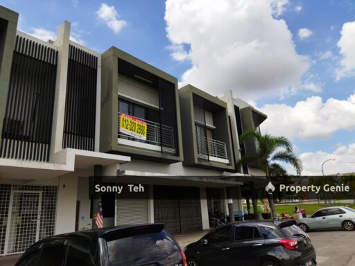 Bandar Seri Coalfields opposite new upcoming Shopping Mall