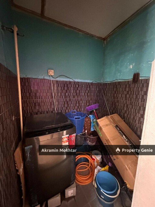 Freehold & Renovated | Double Storey Taman Dahlia, Seksyen BB11, Bukit Beruntung, Rawang