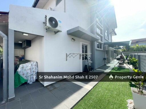 Double Storey Semi-D Anjung Suasana Bandar Seri Putra Bangi.