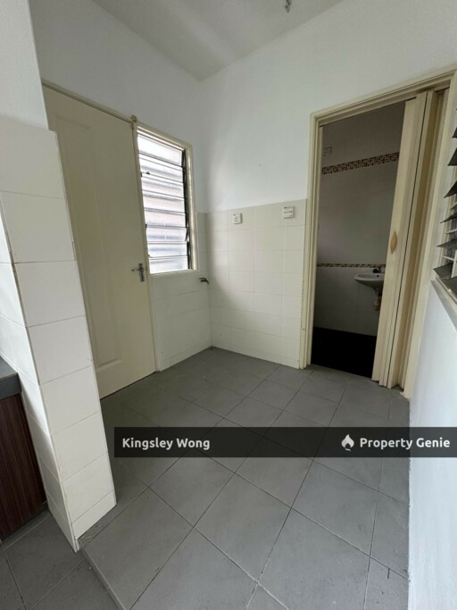 Ipoh Garden East Double Storey Inter Corner House 4 Rooms 3 Bathrooms Extra 10ft Land Beside