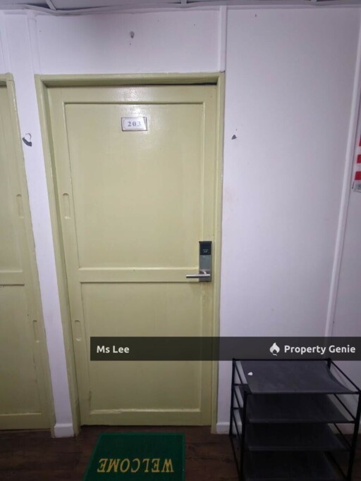Room 203 RM 650 @ 2 Storey Shop Hotel,Chow Kit -near LRT/HKL/IJN -Ready Now