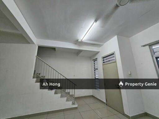 Kangkar Pulai / Pulai Indah / Double Storey / 4bedroom / Partially Furnished